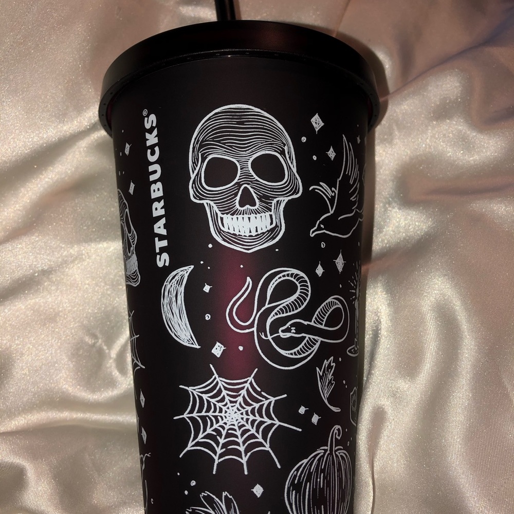 SOLDOUT Starbucks grande 16oz Halloween tumbler